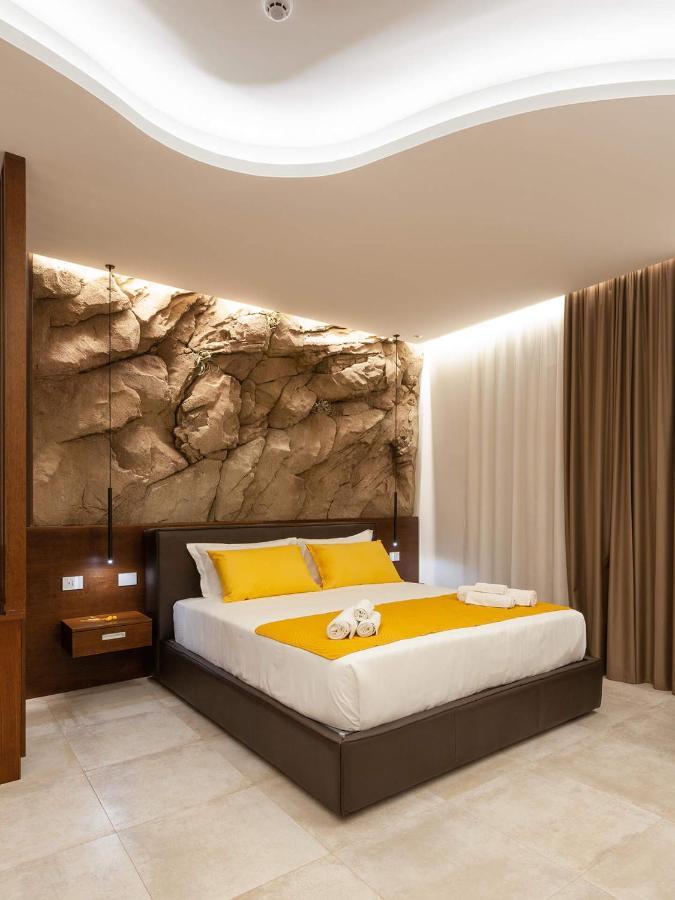 Palazzo Ferrucci Luxury Suites Cagliari Exterior photo