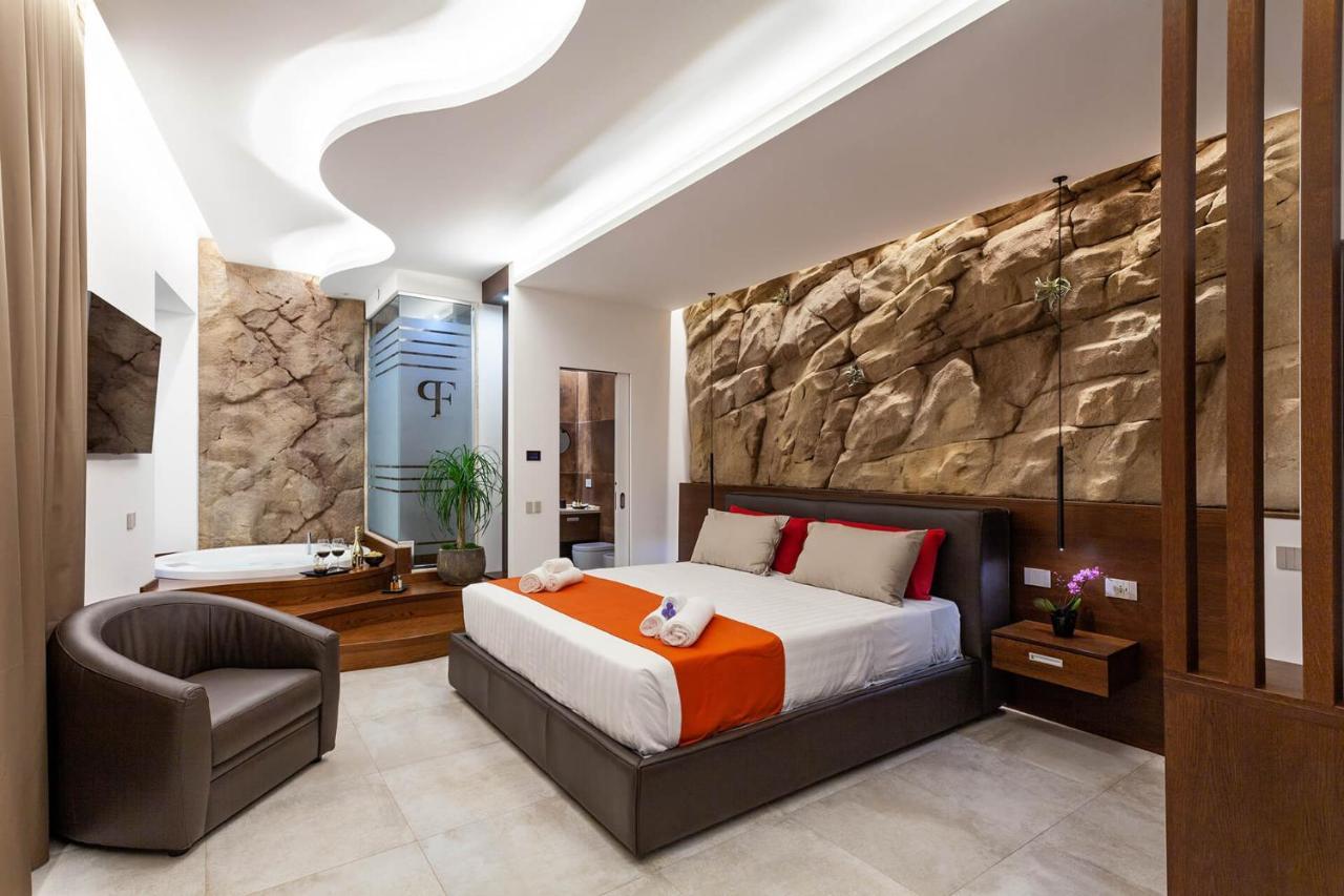 Palazzo Ferrucci Luxury Suites Cagliari Exterior photo